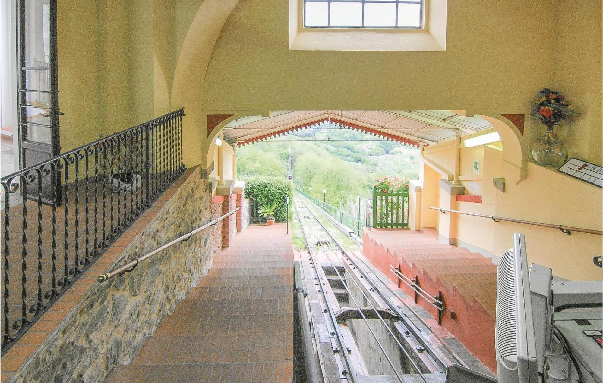 Lovely Home In Montecatini Alto With Kitchen Nievole Екстериор снимка